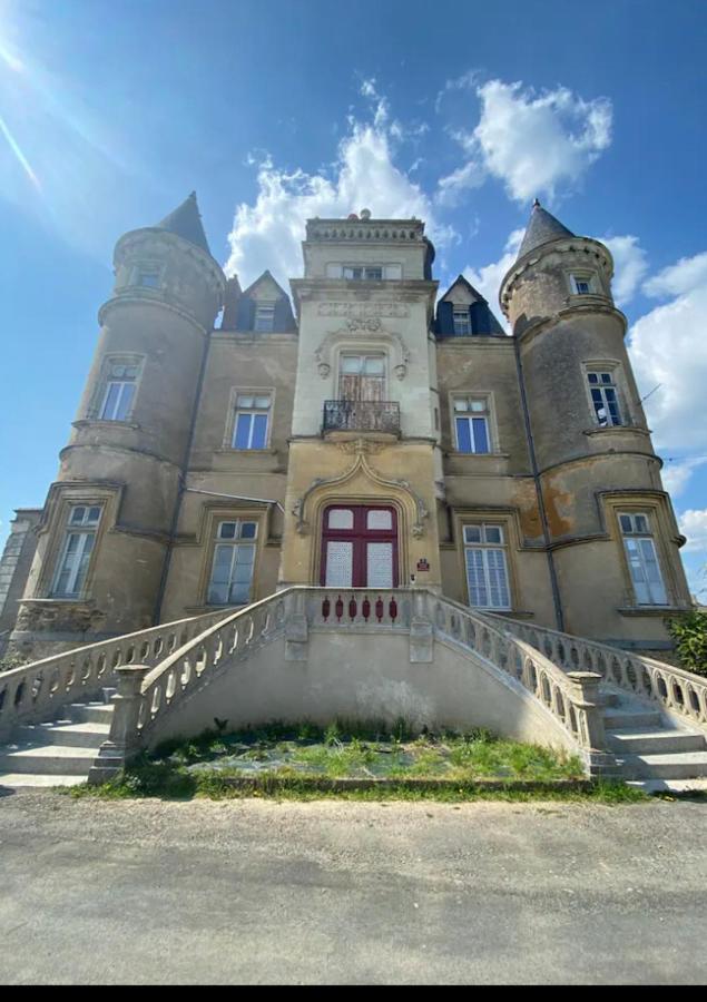 La Vie De Chateau Apartman Meslay-du-Maine Kültér fotó